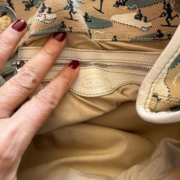 Tod's Michael Roberts Canvas and leather tote w/dustbag - Picture 5 of 9